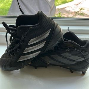 Adidas football cleats size 8 great condition
